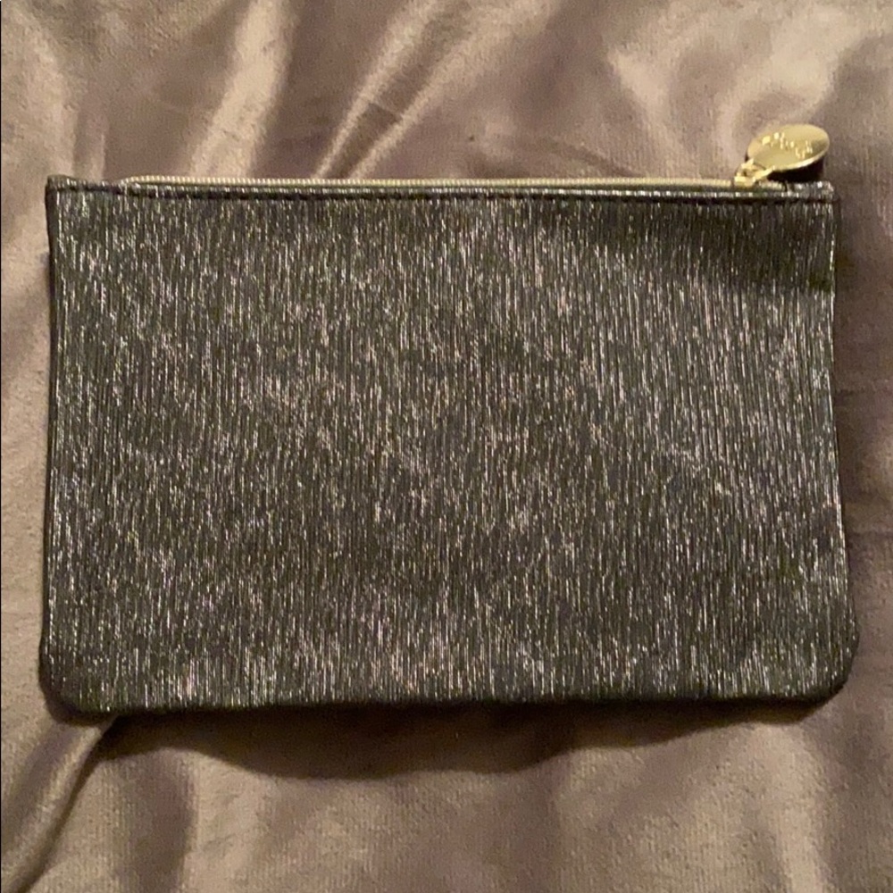 Makeup Bag - Picture 2 of 3